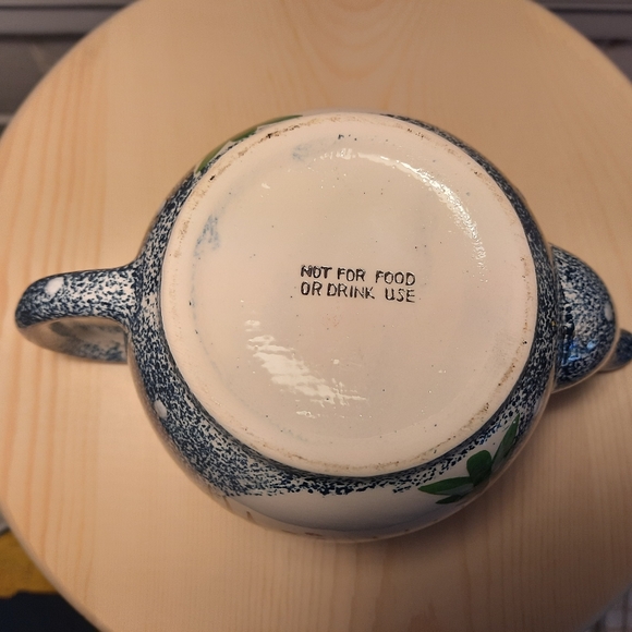 Decorative Teapot - Cabin & Fir Trees Detail - Picture 6 of 6